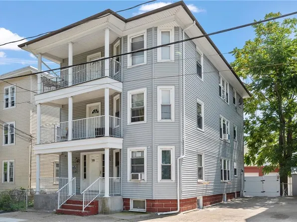 136 Anthony Ave, Pawtucket, RI 02860