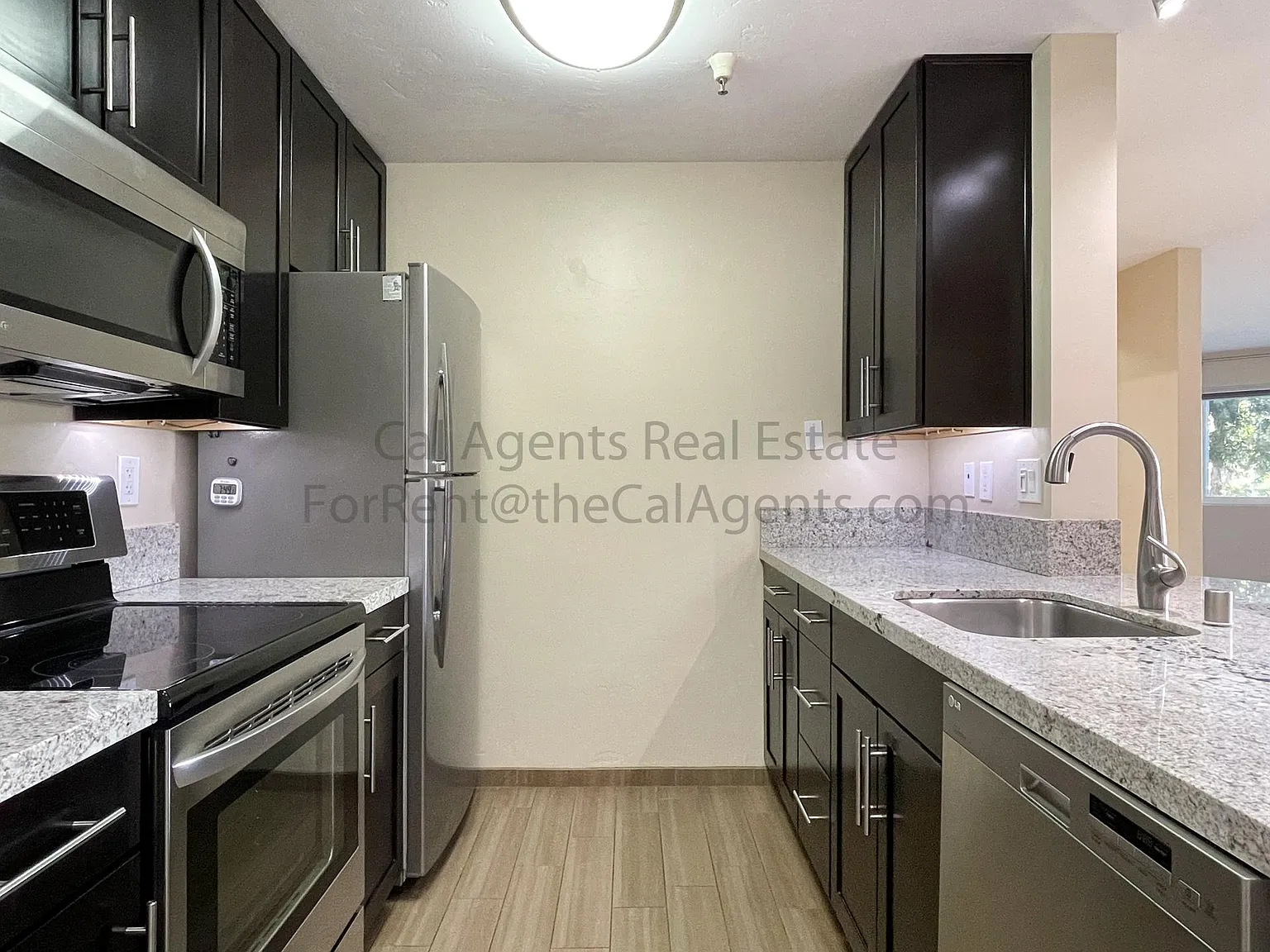 2 bed, 1104 sqft, $3,300 — Photo 3