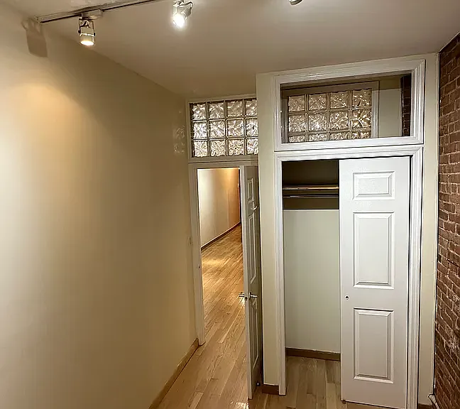 380 3rd Ave #2C — Photo 5