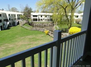 9 Olcott Way #9, Ridgefield, CT 06877