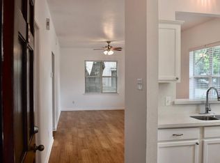 2302 Colorado St APT B, Houston, TX 77007