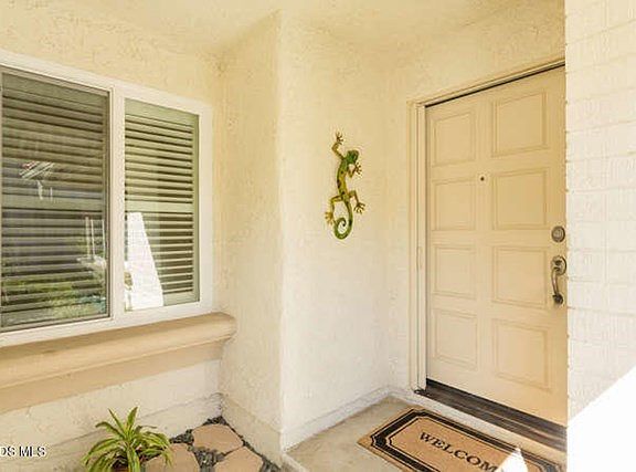 Blue Oak Ave Thousand Oaks CA-small-003-