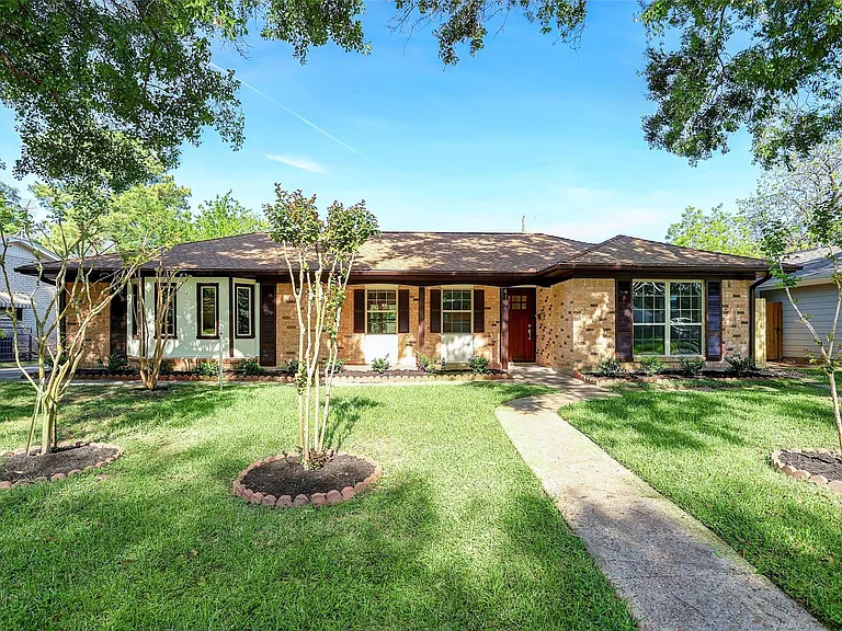 4134 Hill Oak Dr — Photo 1