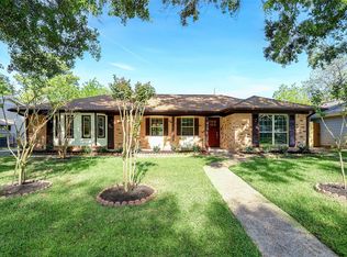4134 Hill Oak Dr, Houston, TX 77092