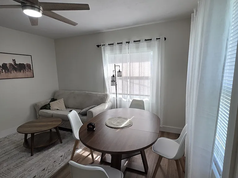 705 NW 64th Pl — Photo 5