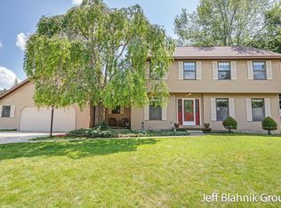 4174 Imperial Dr NW, Grand Rapids, MI