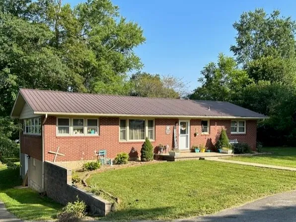 608 W Back St, Munfordville, KY 42765