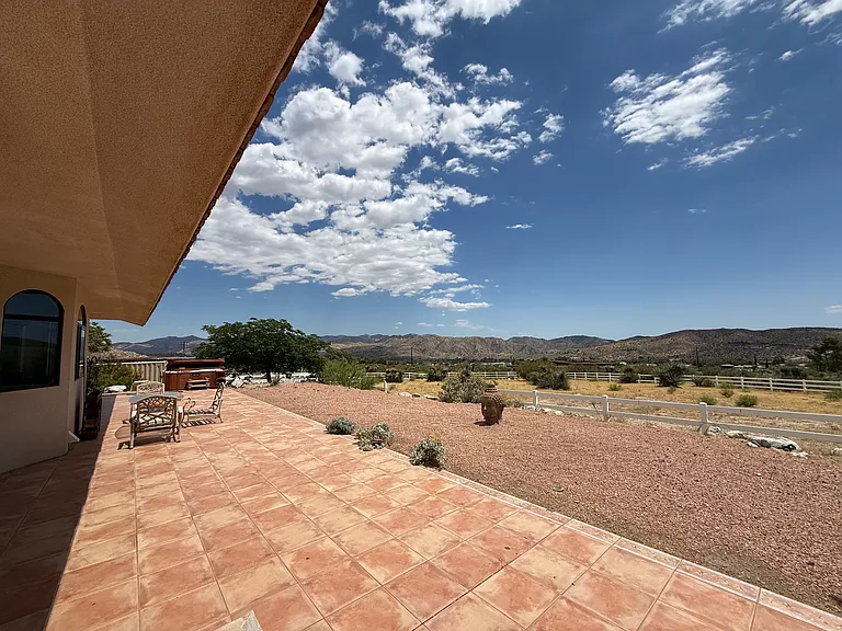 10745 Pinon Ave — Photo 37