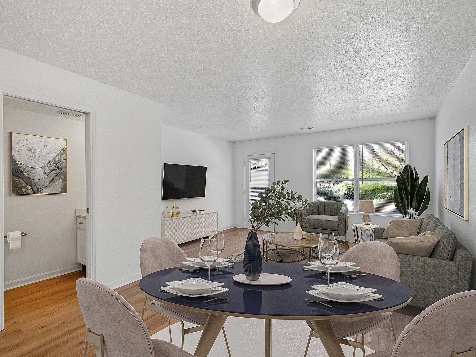 ReNew Edwardsville Apartment Collection — Photo 1