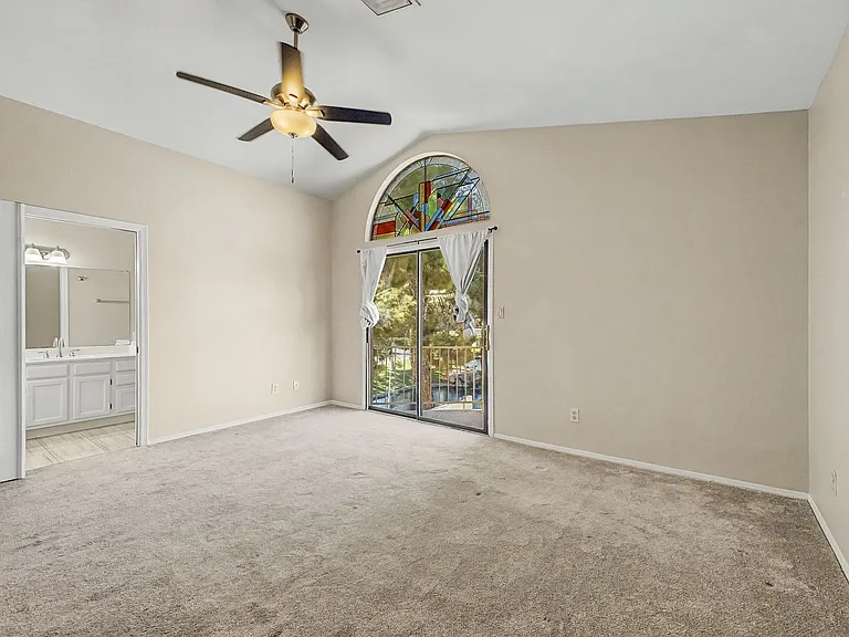 184 S Willow Creek St — Photo 20