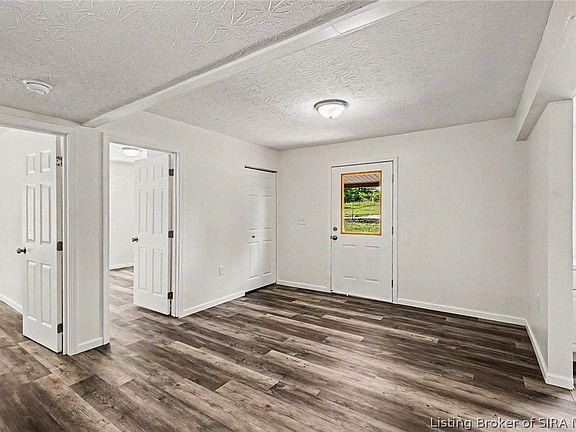 5th image of 112 Carolyn Avenue