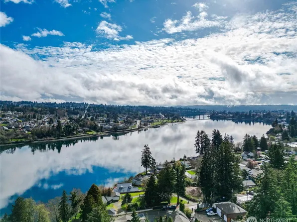 2702 N Lafayette Avenue, Bremerton, WA 98312