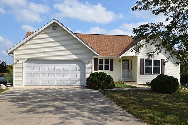 1st image of 32215 Brant Ln