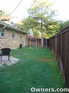 Separate play yard