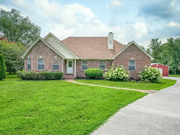 3008 Saint Charles Pl, Cookeville, TN 38501