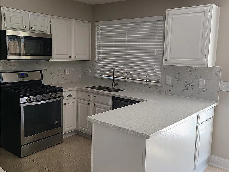 8130 Sunny Ridge Dr — Photo 9