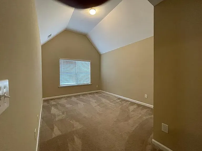 6069 Reynolds Cir — Photo 49