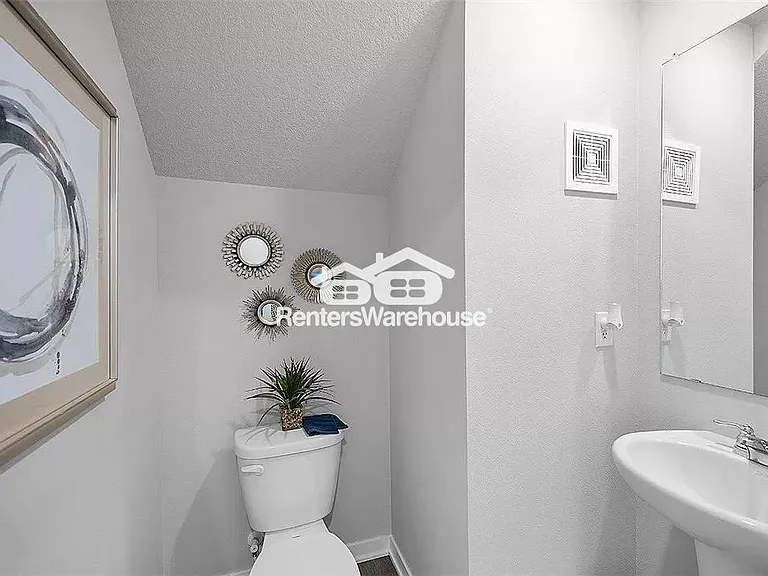 2124 Bugge Dr — Photo 28