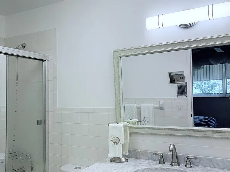 1055 Country Club Dr #404 — Photo 16