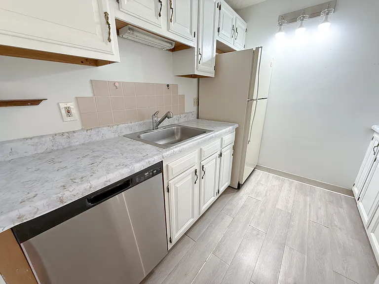1580 Massachusetts Ave #5G — Photo 12