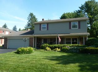 1101 Hialeah Dr, Racine, WI 53402