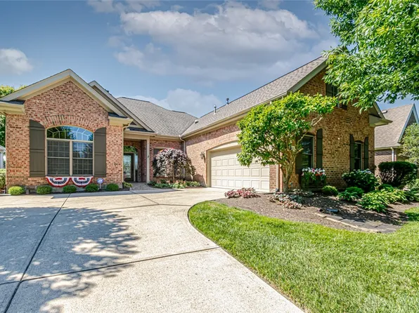 890 Vintage Lake Ct, Centerville, OH 45458
