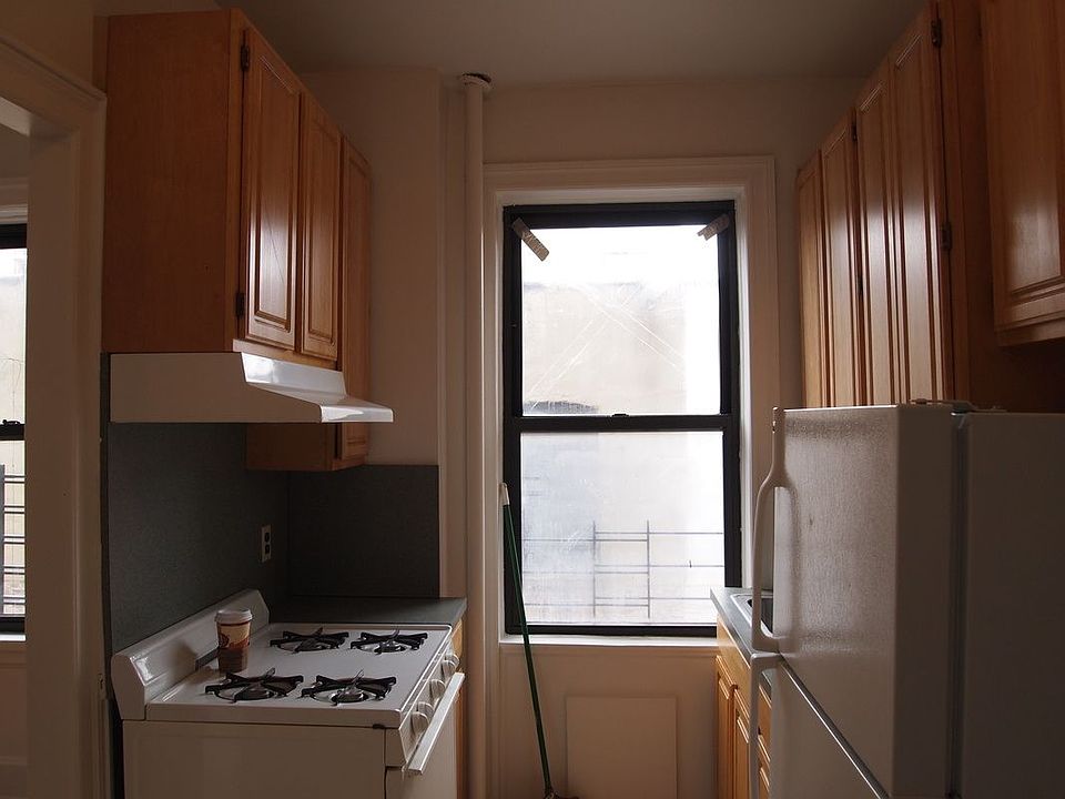 2nd image of 599 W 190th St #53