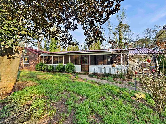 5th image of 296 Kings Rd SE