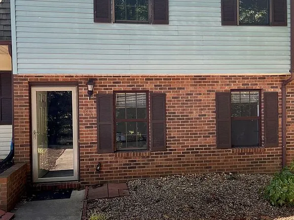 34 Cape Point Ct, Lynchburg, VA 24502