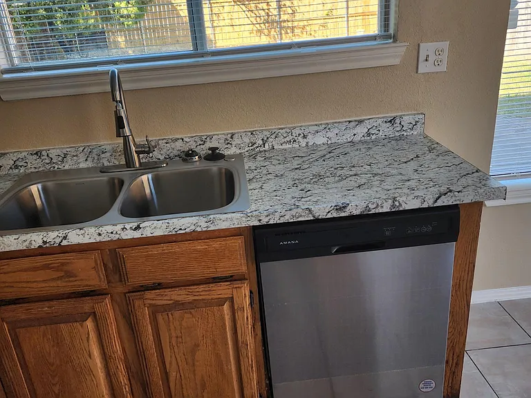 826 Springwood Dr — Photo 14