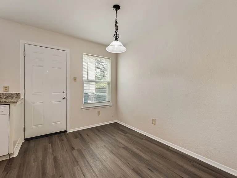 105 Wildwood Ct #UNITB — Photo 6