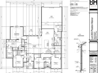 728 N 6th St, Wolfforth, TX 79382