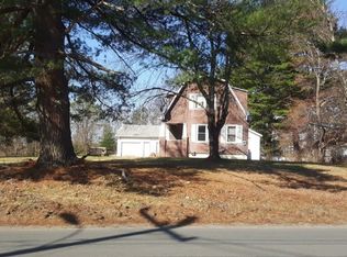 198 Lockhouse Rd, Westfield, MA 01085