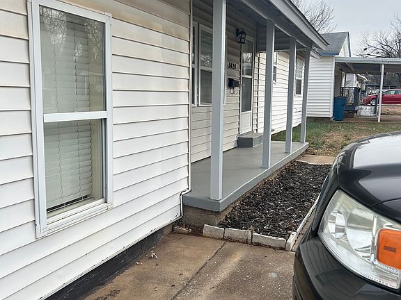 2nd image of 3420 Willow Creek Dr