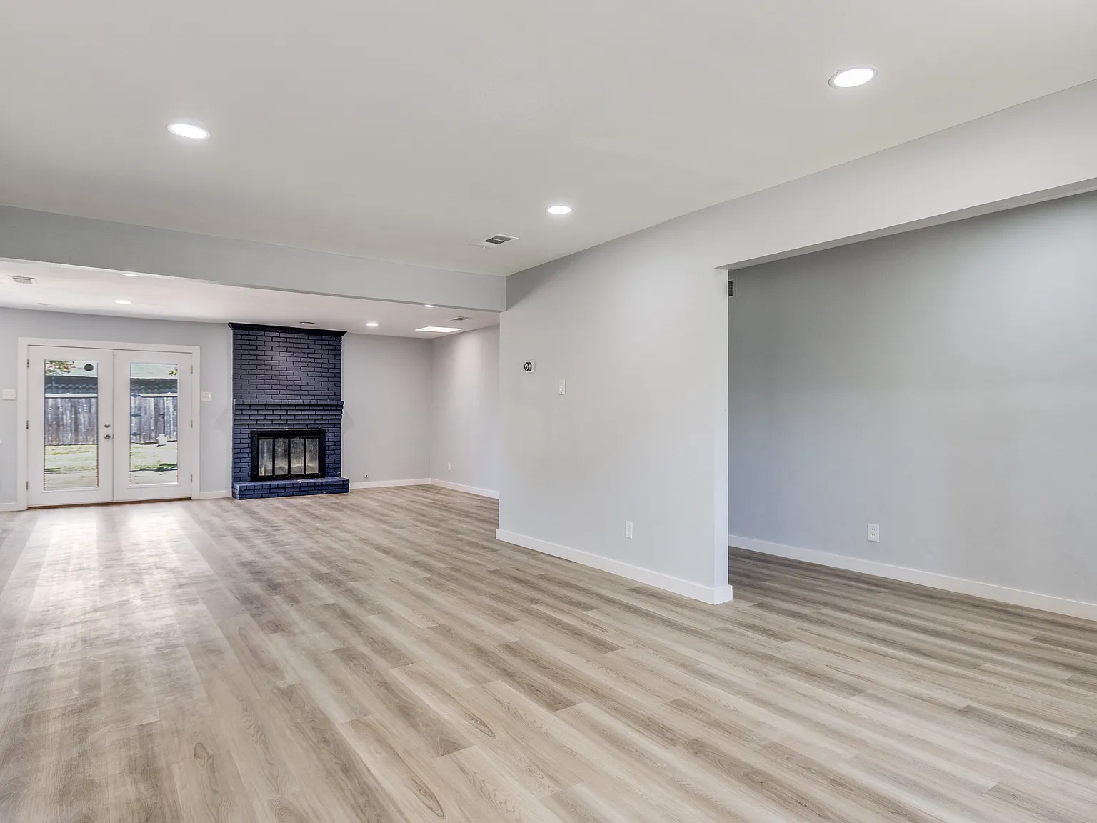 3 bed, 1971 sqft, $3,200 — Photo 4