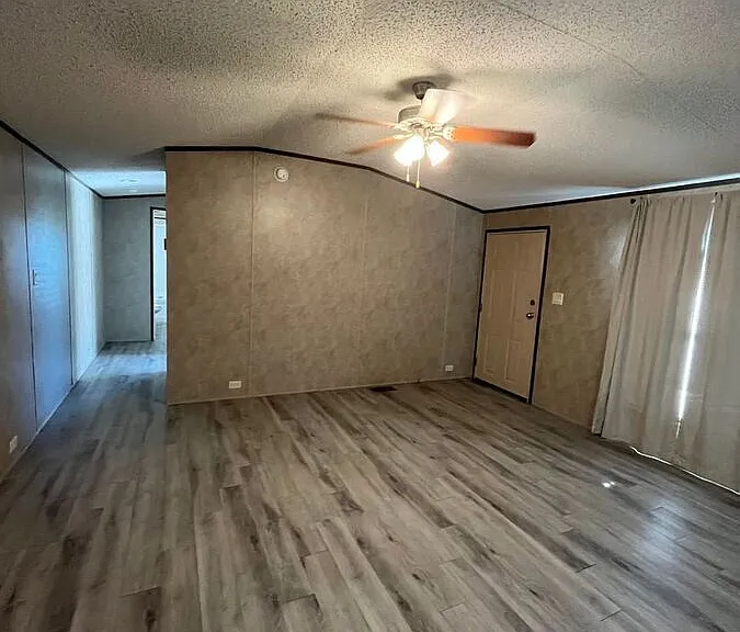 675 E Mills Dr — Photo 12