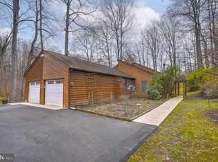 520 E Chesapeake Beach Rd, Owings, MD 20736