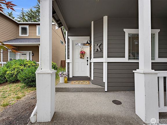 2nd image of 19418 90th Avenue Ct E