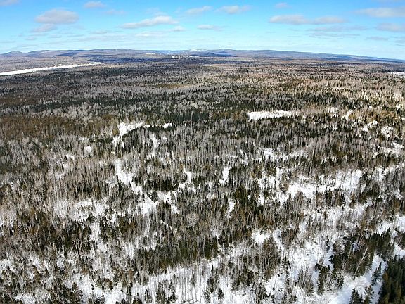 3rd image of M2L51 Quimby Road