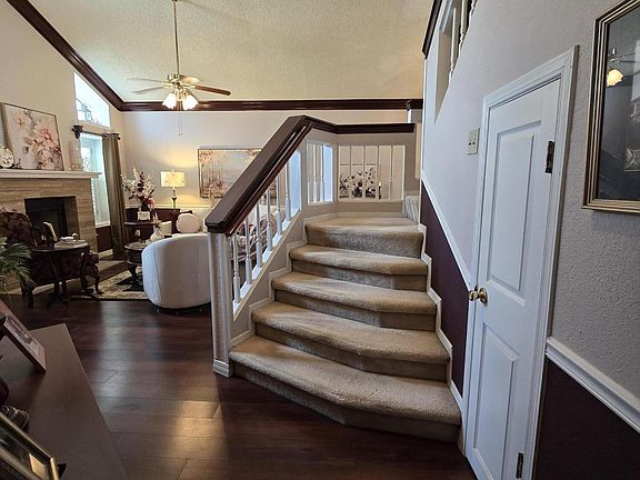 4th image of 1016 Jan Ellyn Ln