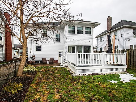 5th image of 1580 Chesterland Ave