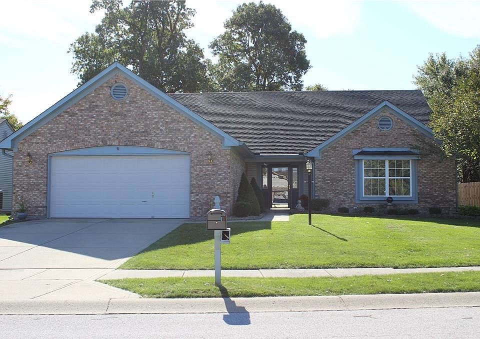 1st image of 6667 Blackthorn Dr