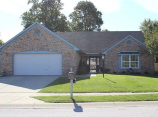 6667 Blackthorn Dr, Indianapolis, IN