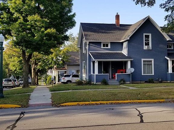 2nd image of 301 E Rush St