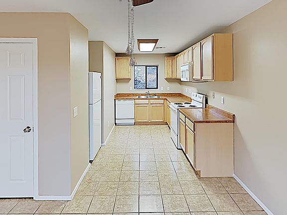 5th image of 5815 E Blue Ridge Dr Suite 10