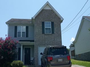 1221 Shannon Ln, La Vergne, TN 37086