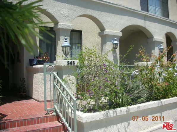 245 S Lasky Dr, Beverly Hills, CA 90212
