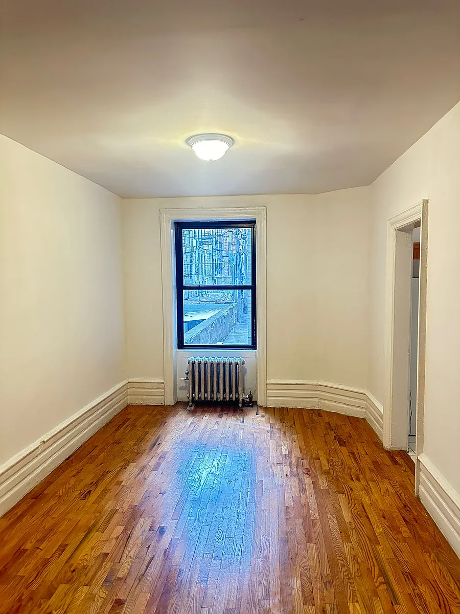 Building Photo - 2017 Caton Ave #1