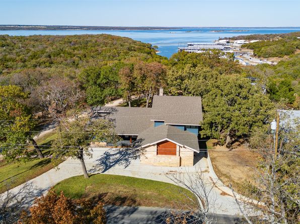 355 Lakecrest Dr, Pottsboro, TX 75076