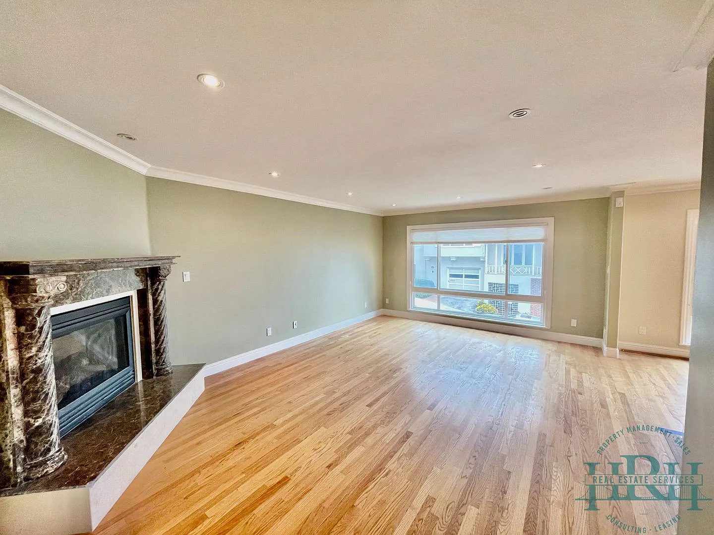 Bright and Beautiful 3BR | 2.5BA in Miraloma Park — Photo 4